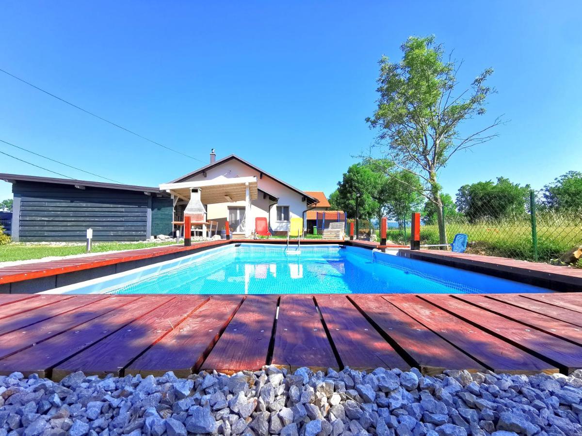 Holiday Home Melani Sinac Экстерьер фото
