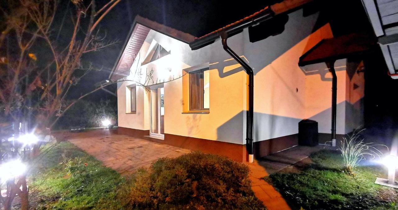 Holiday Home Melani Sinac Экстерьер фото